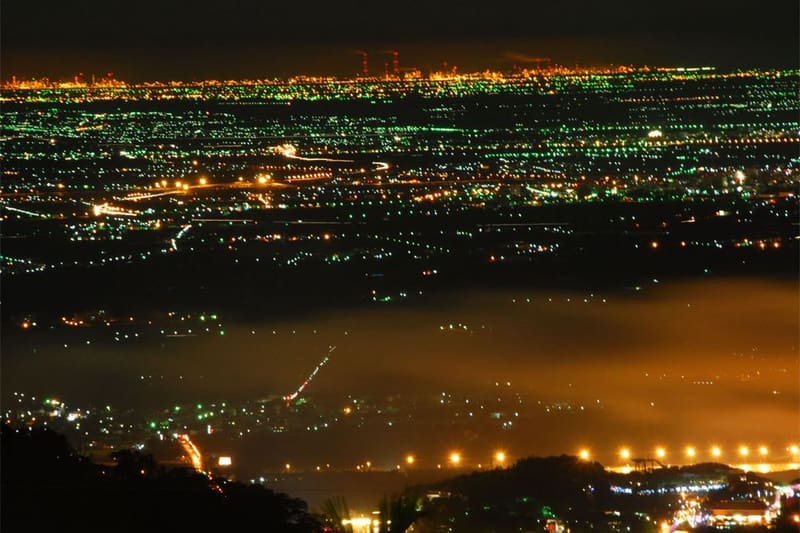 從茗鎮眺望燈海夜景